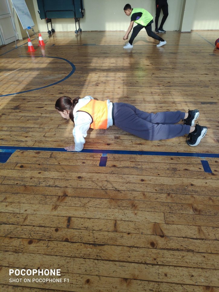 Открит урок на тема „Смятам и спортувам“