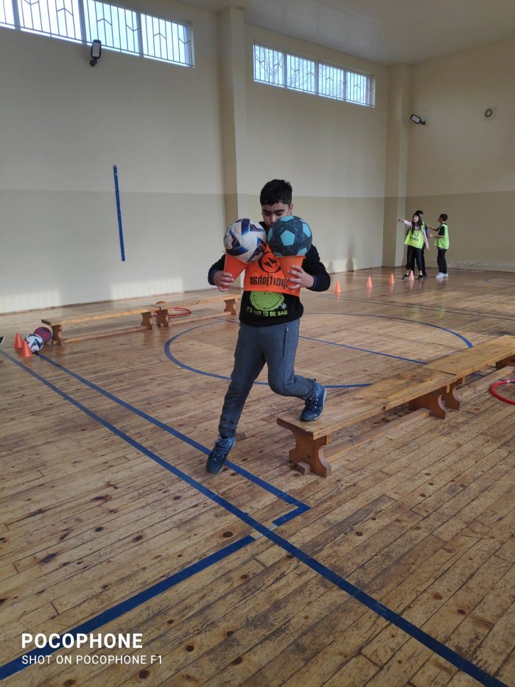 Открит урок на тема „Смятам и спортувам“