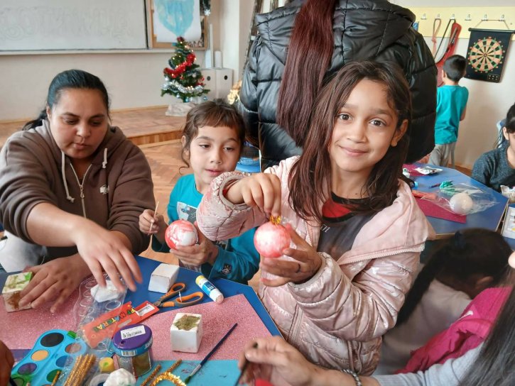 Коледна работилница с ученици и родители