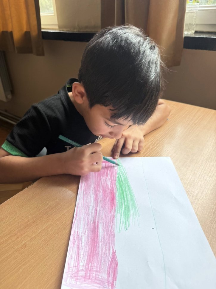 Проекти на учениците от ЦДО 1. и 2. клас за живота и делото на Васил Левски.