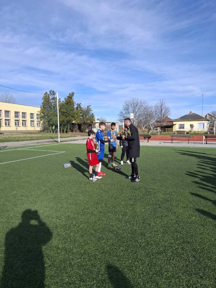 Футболен мач по НП „Заедно в изкуствата и в спорта“ с гости от ФК 