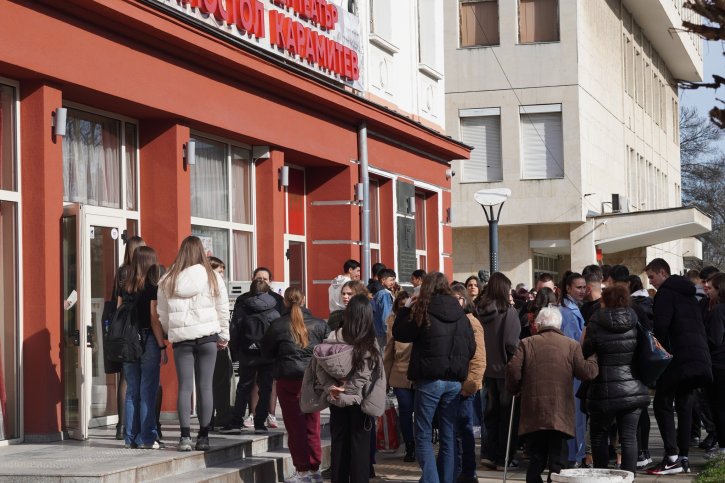 Посещение на седмокласниците в Драматичен театър „Апостол Карамитев