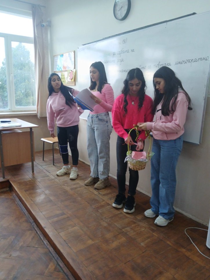 Ученическият съвет отбеляза Международния ден на розовата фланелка.