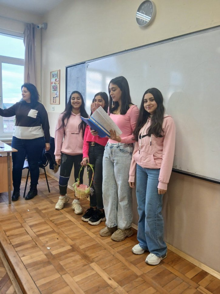 Ученическият съвет отбеляза Международния ден на розовата фланелка.