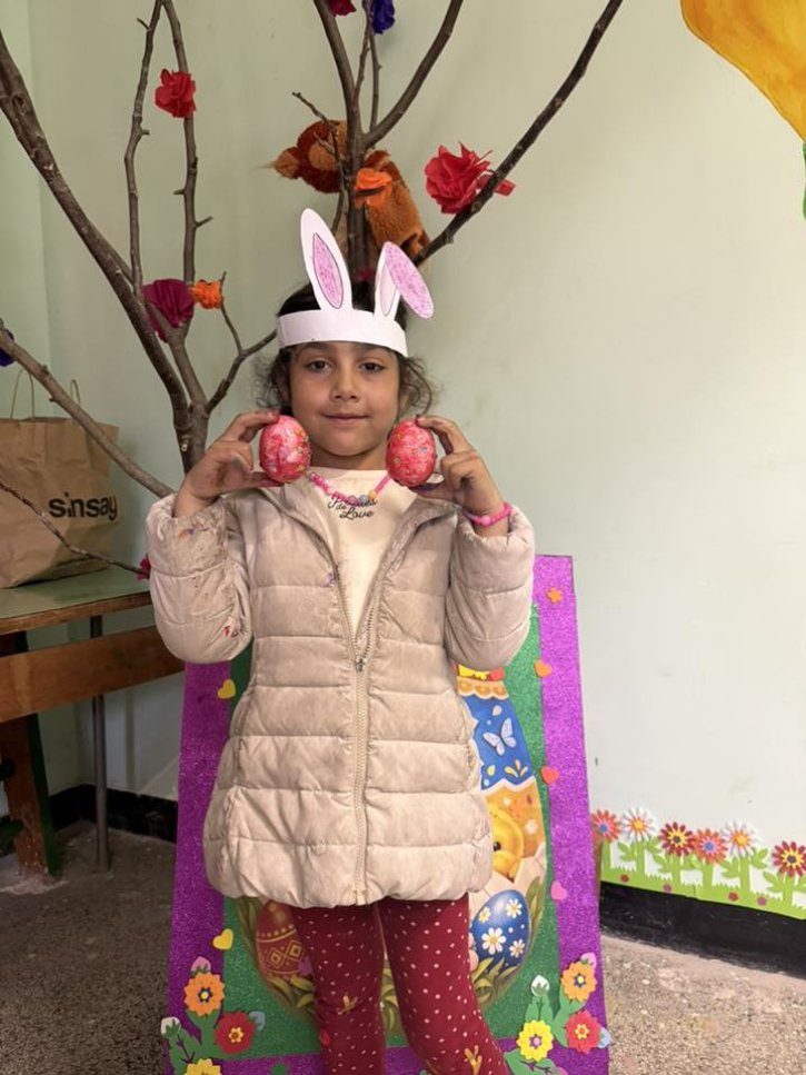 Ученици и родители се включиха в нашата великденска творческа работилничка.