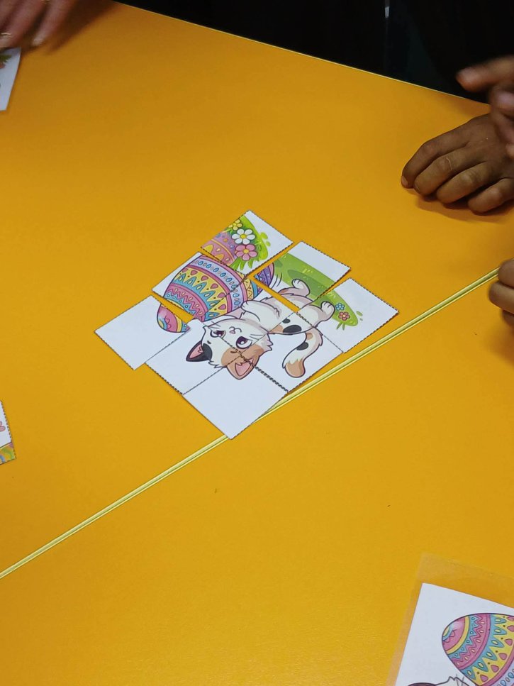 Празнична инициатива с великденски игри, викторина и кулинарно състезание.