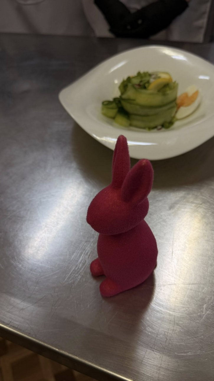 Празнична инициатива с великденски игри, викторина и кулинарно състезание.