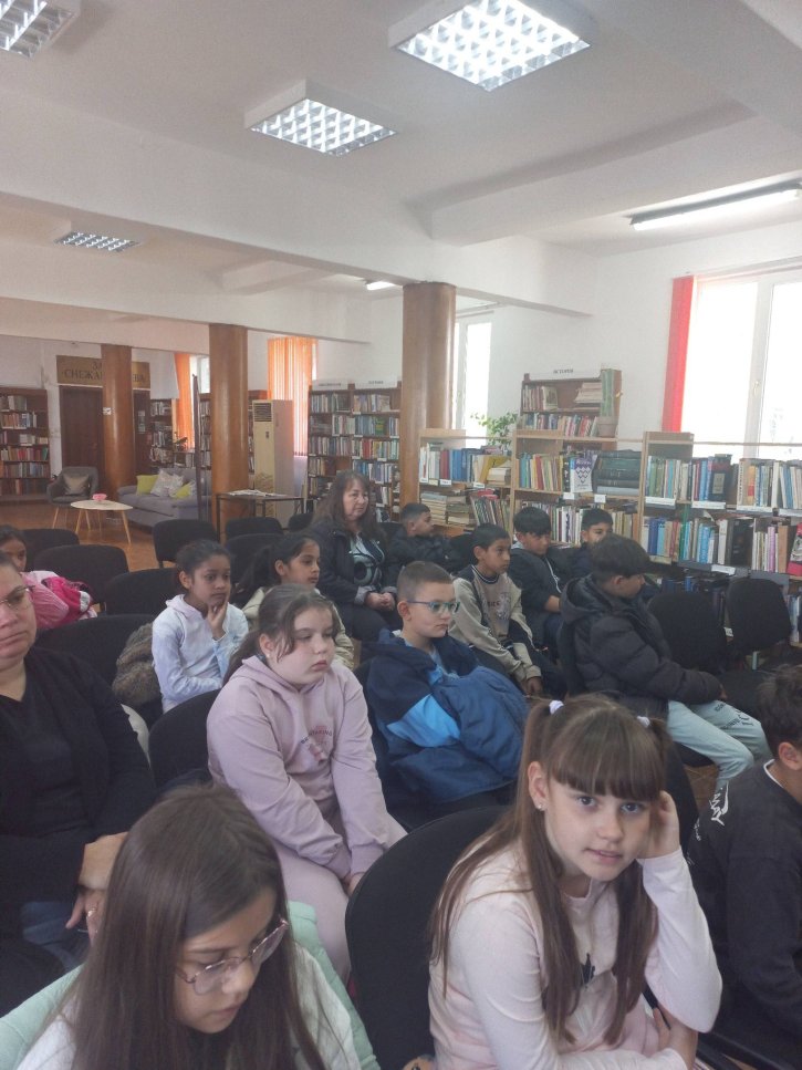 Среща с детския писател Гочо Гочев в Градска библиотека „Пеньо Пенев“