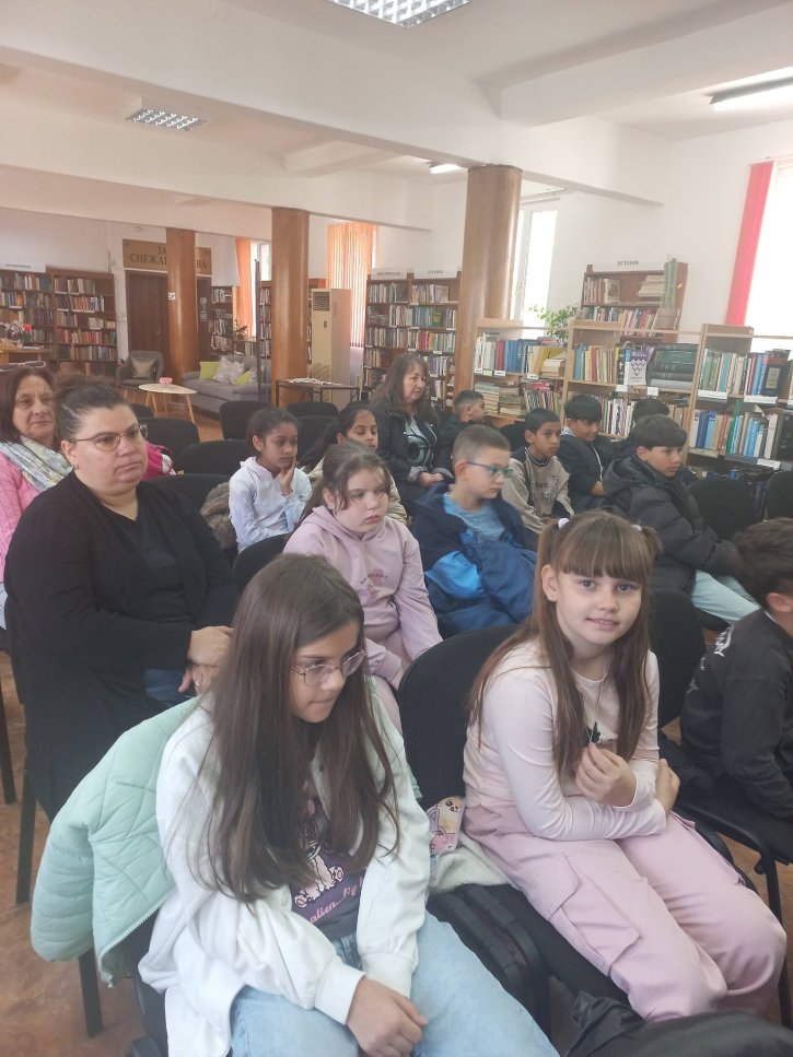 Среща с детския писател Гочо Гочев в Градска библиотека „Пеньо Пенев“