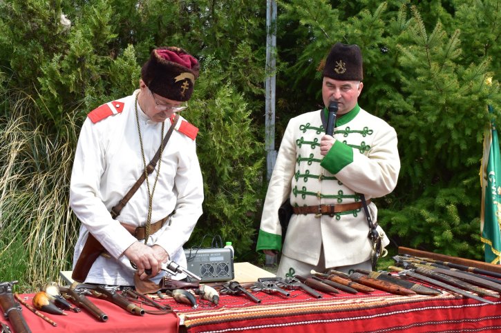 Тържество по повод 150 години от Априлското въстание с участието на НД „Традиция“