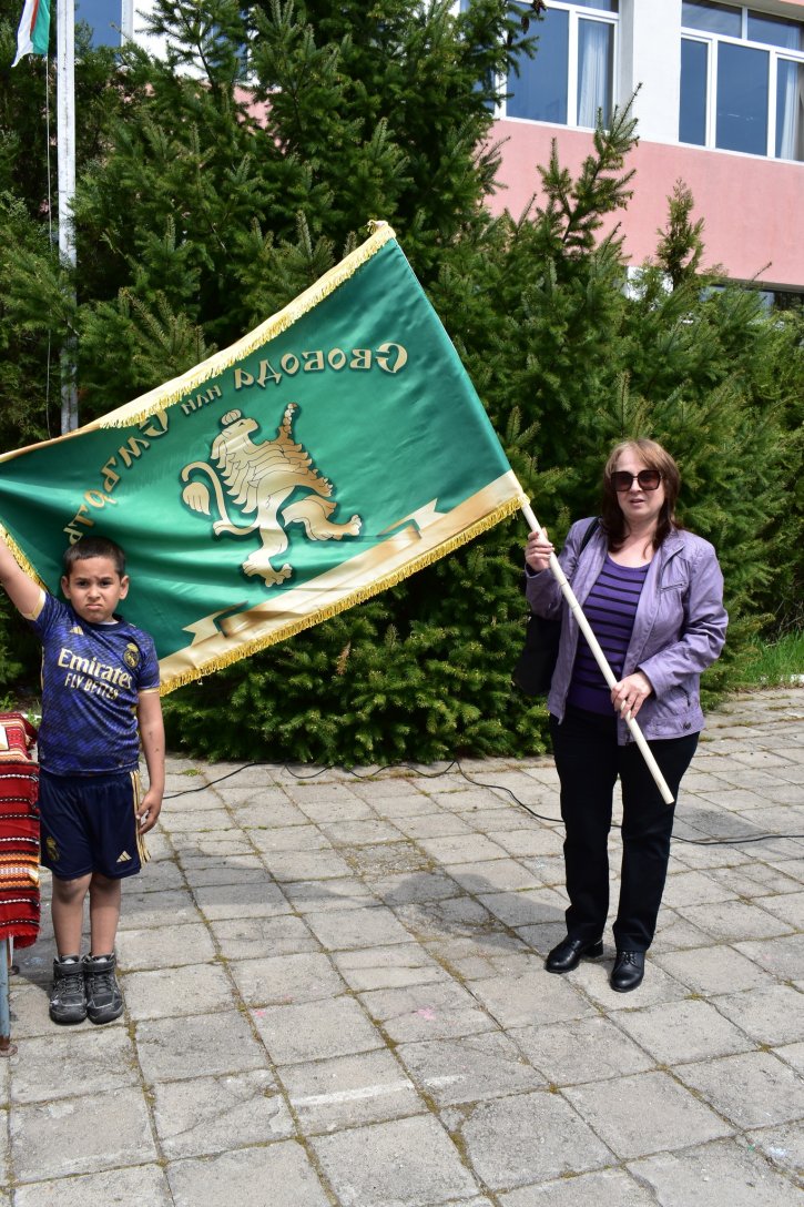 Тържество по повод 150 години от Априлското въстание с участието на НД „Традиция“