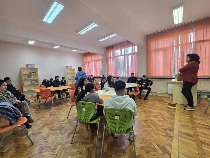 Четене, размисъл и знание в среща с г-жа Весела Карамфилова.