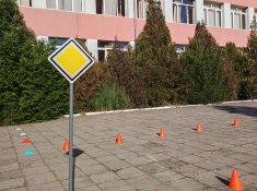 Урок по безопасност на движението