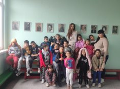 Първокласниците в света на книгите