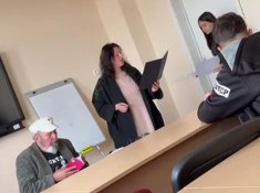 Походът на книгите срещна учениците с поета Петко Каневски.