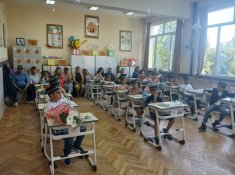 Първокласниците направиха своята първа голяма крачка в училище