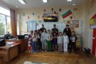 Походът на книгите събра първокласници и десетокласници.