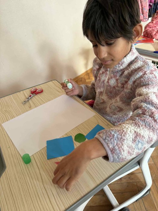 Апликации с геометрични фигури в група ЦДО – 1. и 2. класа