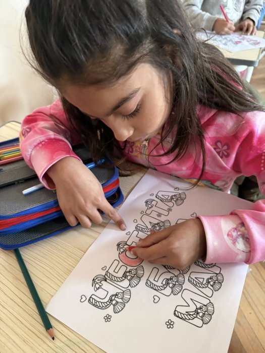 Ученици от ЦДО 1. и 2. клас се запознаха с легендата за Баба Марта.