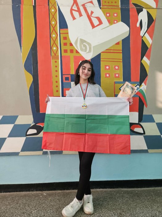 Отлично представяне на наши ученици в конкурс „България – земя на герои“.