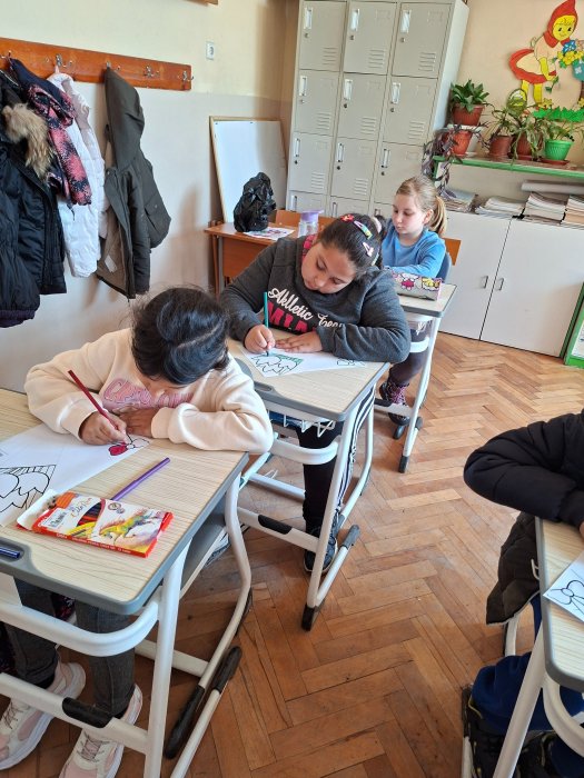 Лалета за мама – творческа инициатива на ученици от 2. клас.