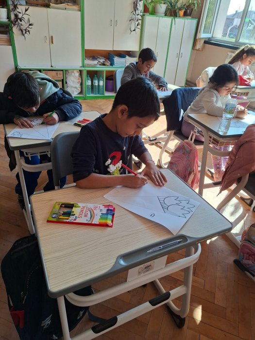 Лалета за мама – творческа инициатива на ученици от 2. клас.