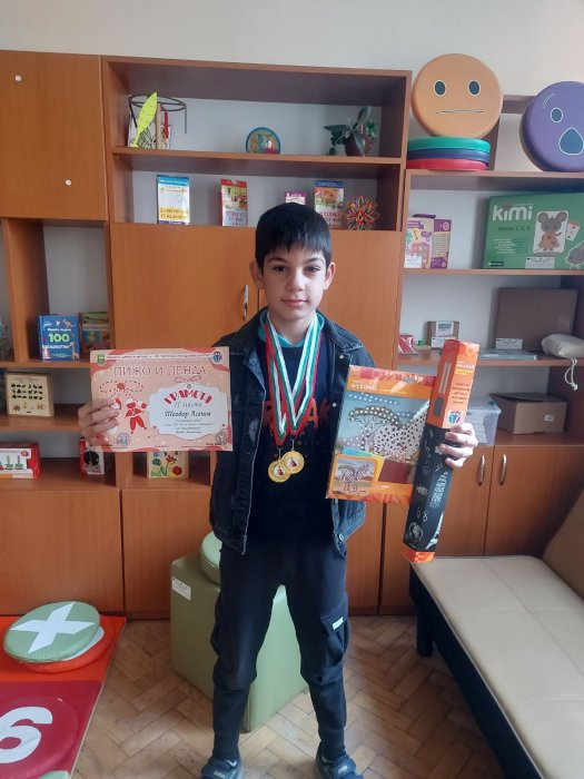 Творчески успехи на ученици в общински конкурс „Пижо и Пенда“.