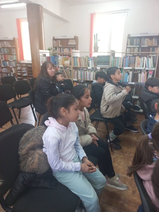 Среща с детския писател Гочо Гочев в Градска библиотека „Пеньо Пенев“