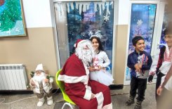 Коледно тържество в начален етап